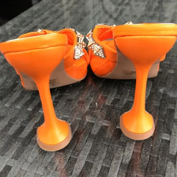 Cape Robbin (7.5) UEC orange/gold slide on sandal Rhinestone bling cute! - Picture 2 of 9